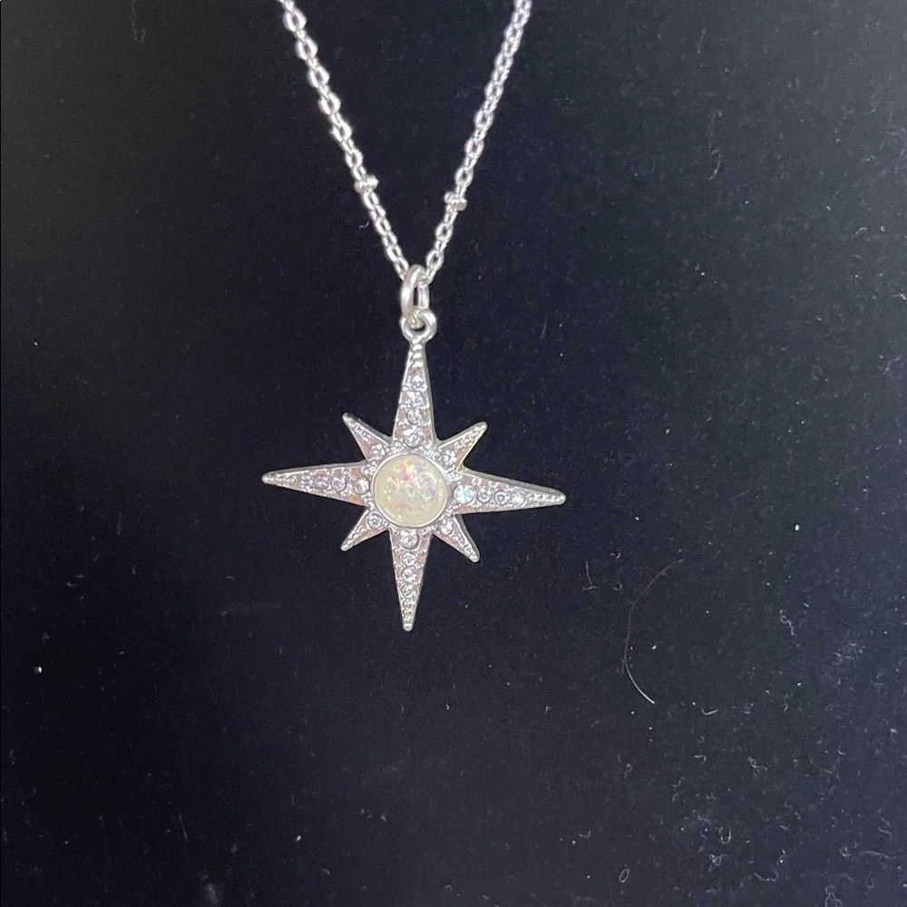Liz Claiborne Silver Double Layer Star Necklace - Picture 2 of 6